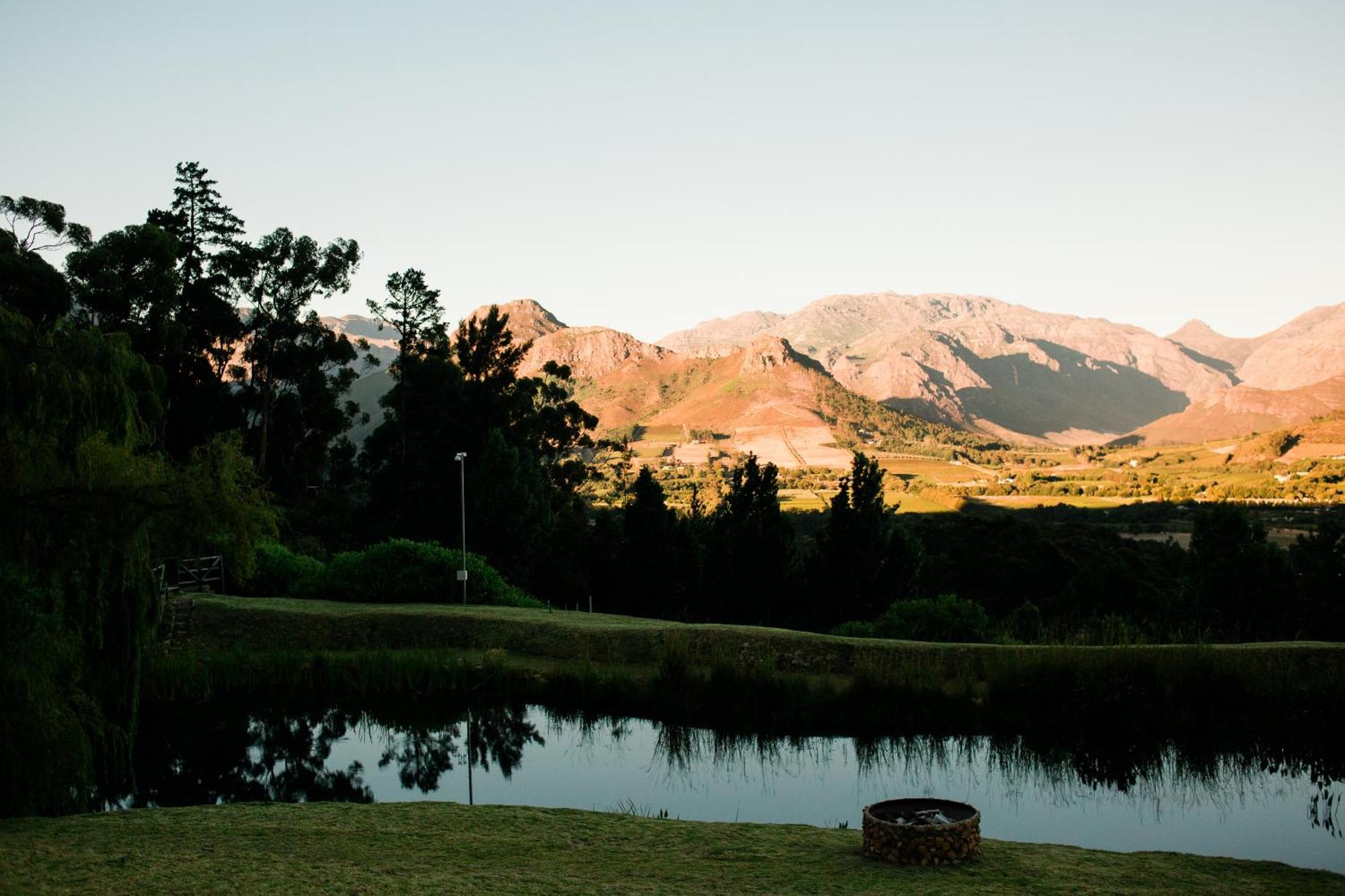 Montmartre Chalets & Venue Franschhoek Luaran gambar