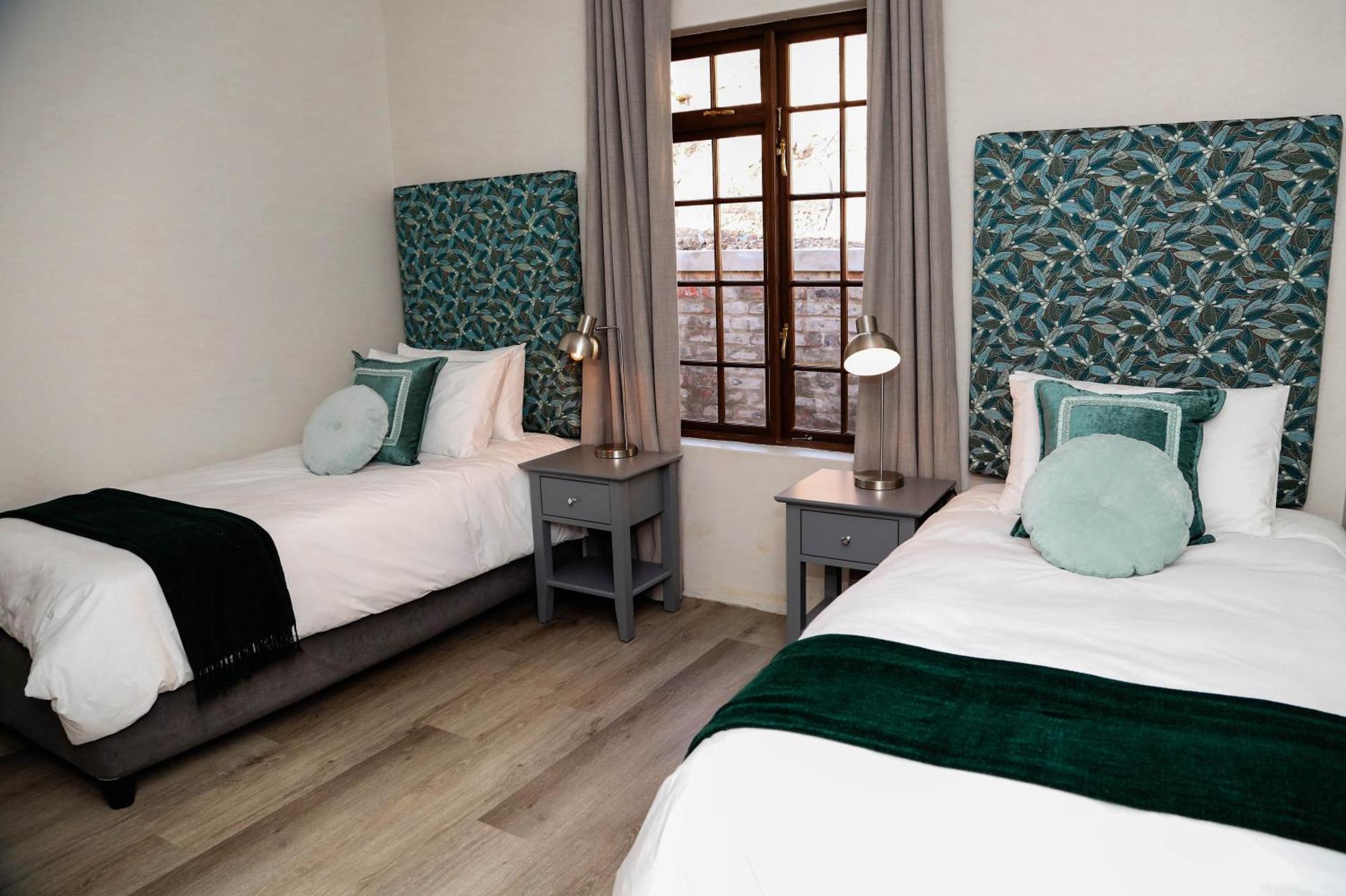 Montmartre Chalets & Venue Franschhoek Luaran gambar